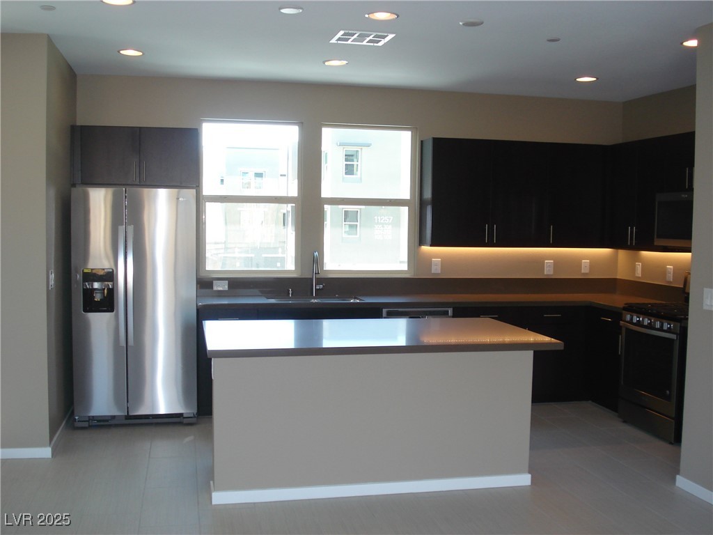 11256 Rainbow Peak Avenue 206 Property Photo 5