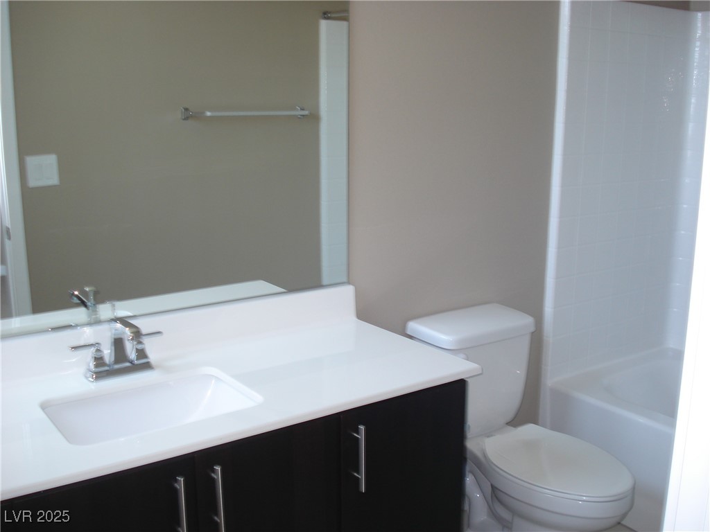 11256 Rainbow Peak Avenue 206 Property Photo 16