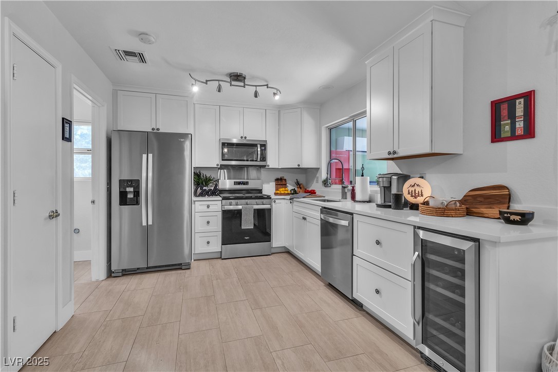 9037 Grayling Drive Property Photo 10