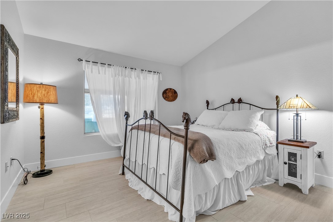 9037 Grayling Drive Property Photo 20
