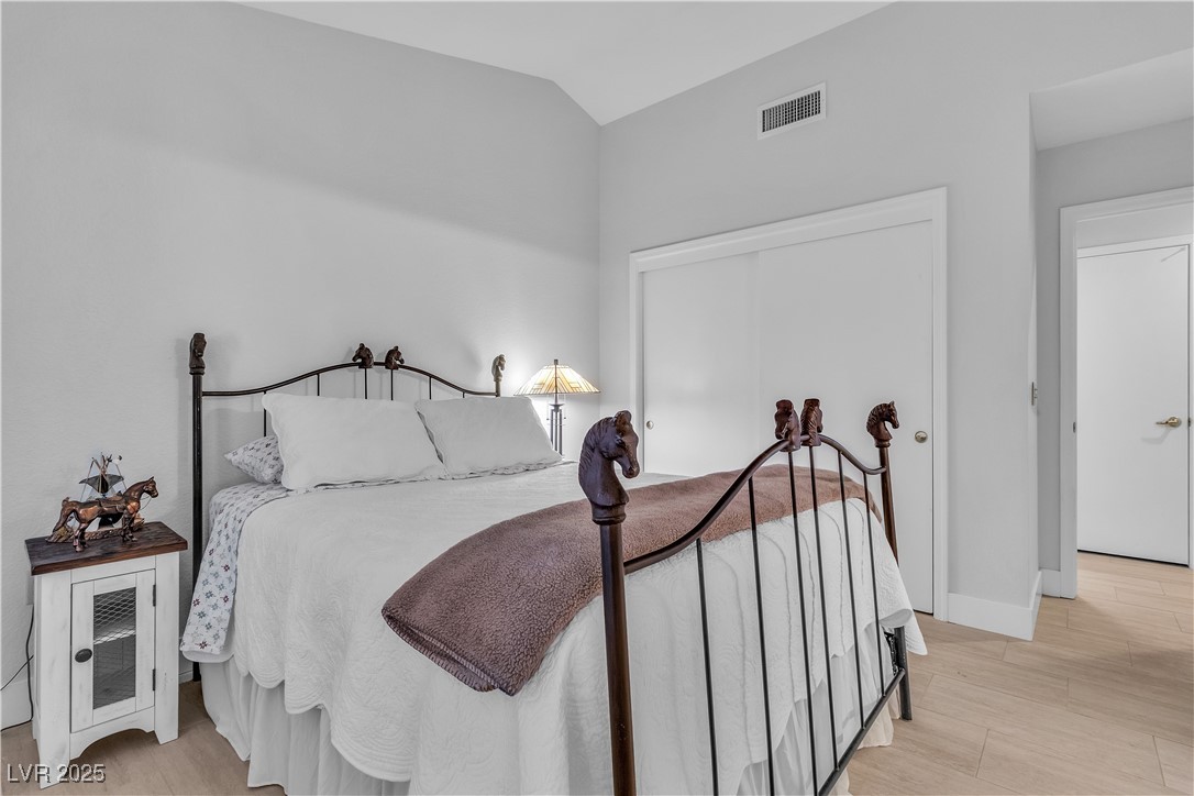 9037 Grayling Drive Property Photo 21