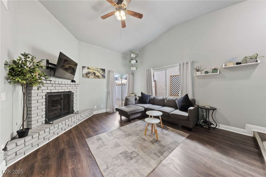 504 Crony Avenue Property Photo 2