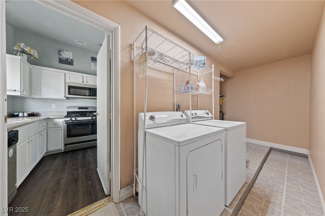 504 Crony Avenue Property Photo 13
