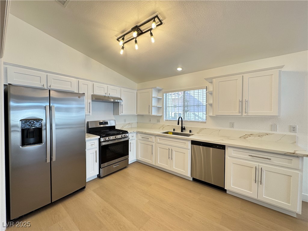 5534 Super Bowl Drive Property Photo 18