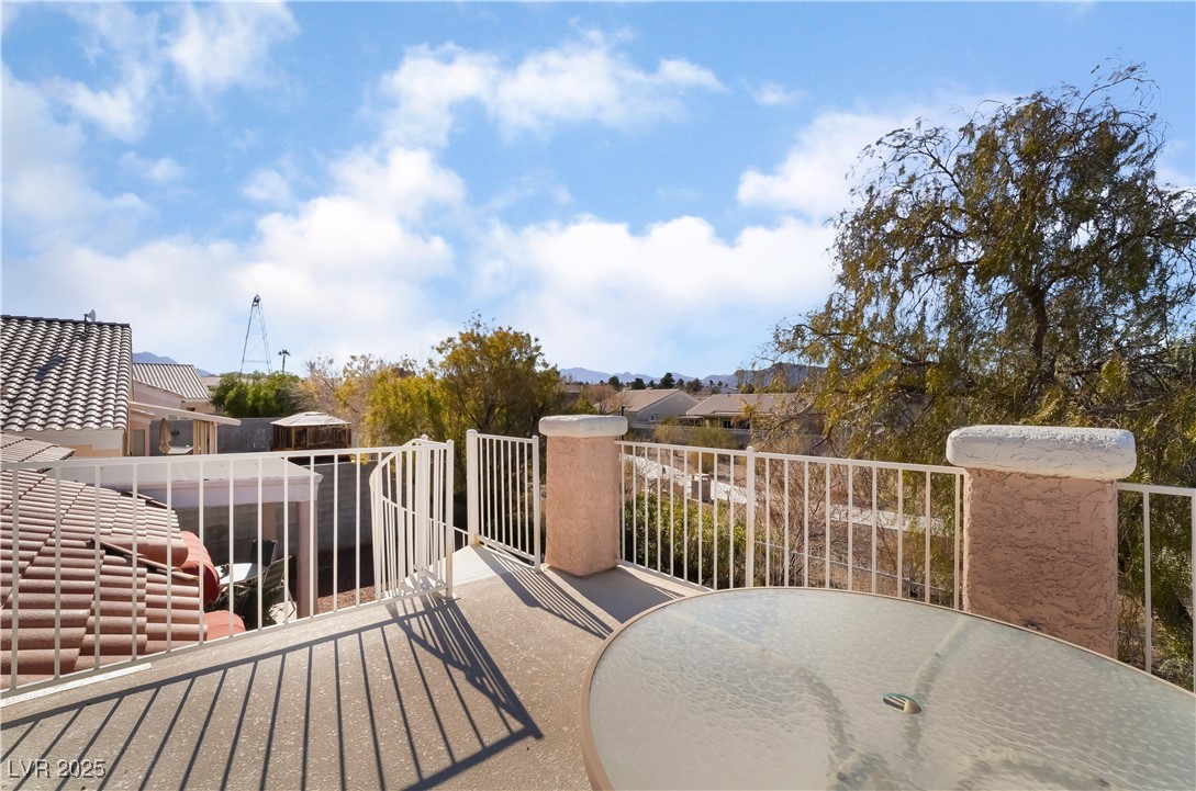 585 Duran Street Property Photo 16
