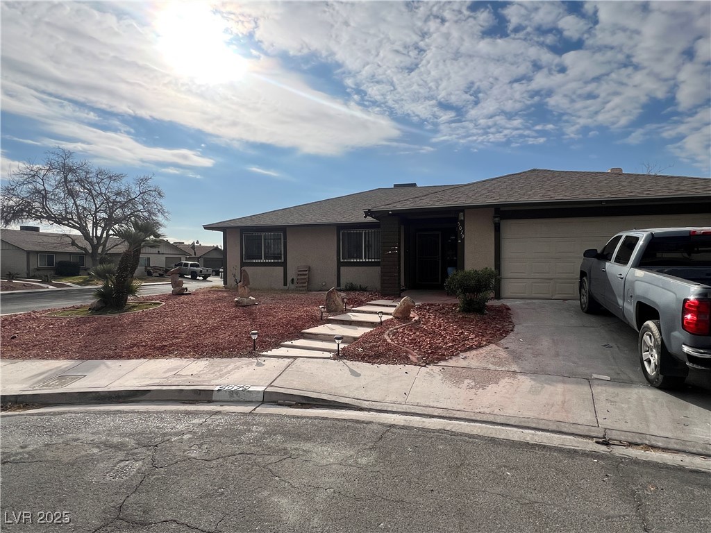 5079 Reno Court Property Photo 2
