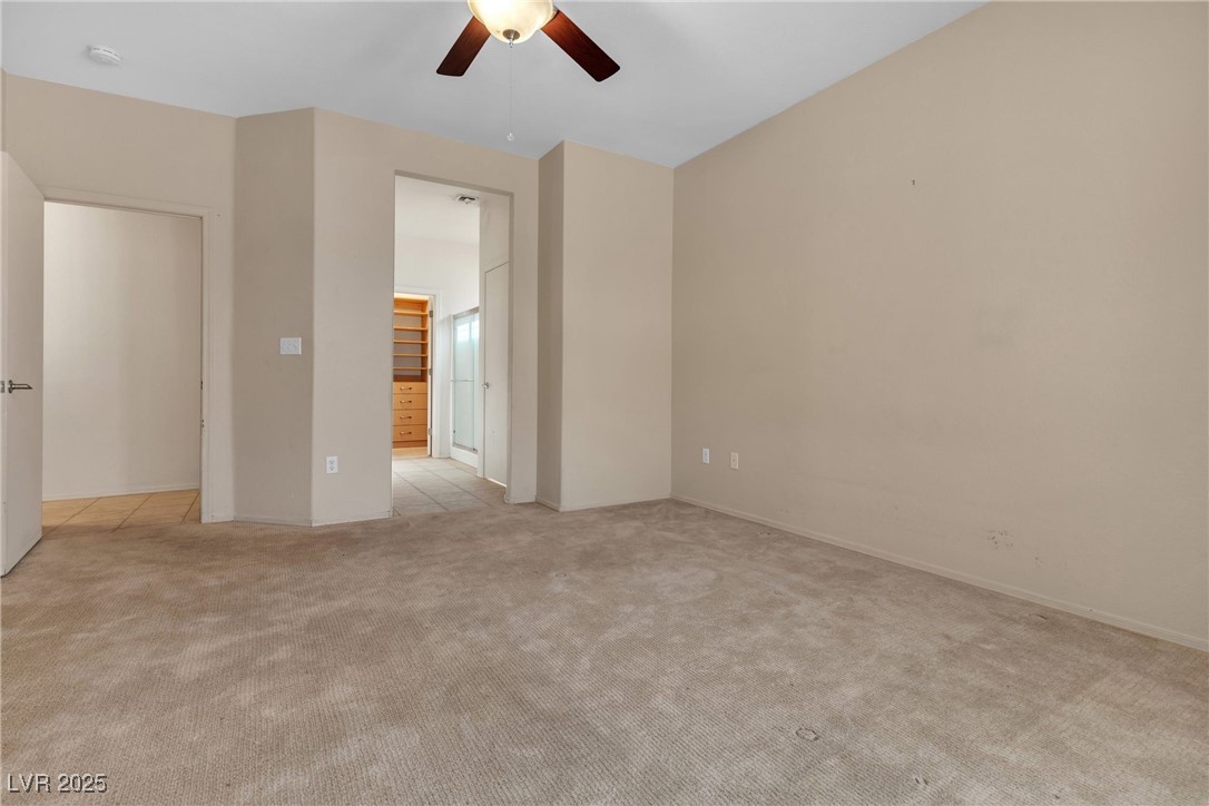 2101 Desert Woods Drive Property Photo 14