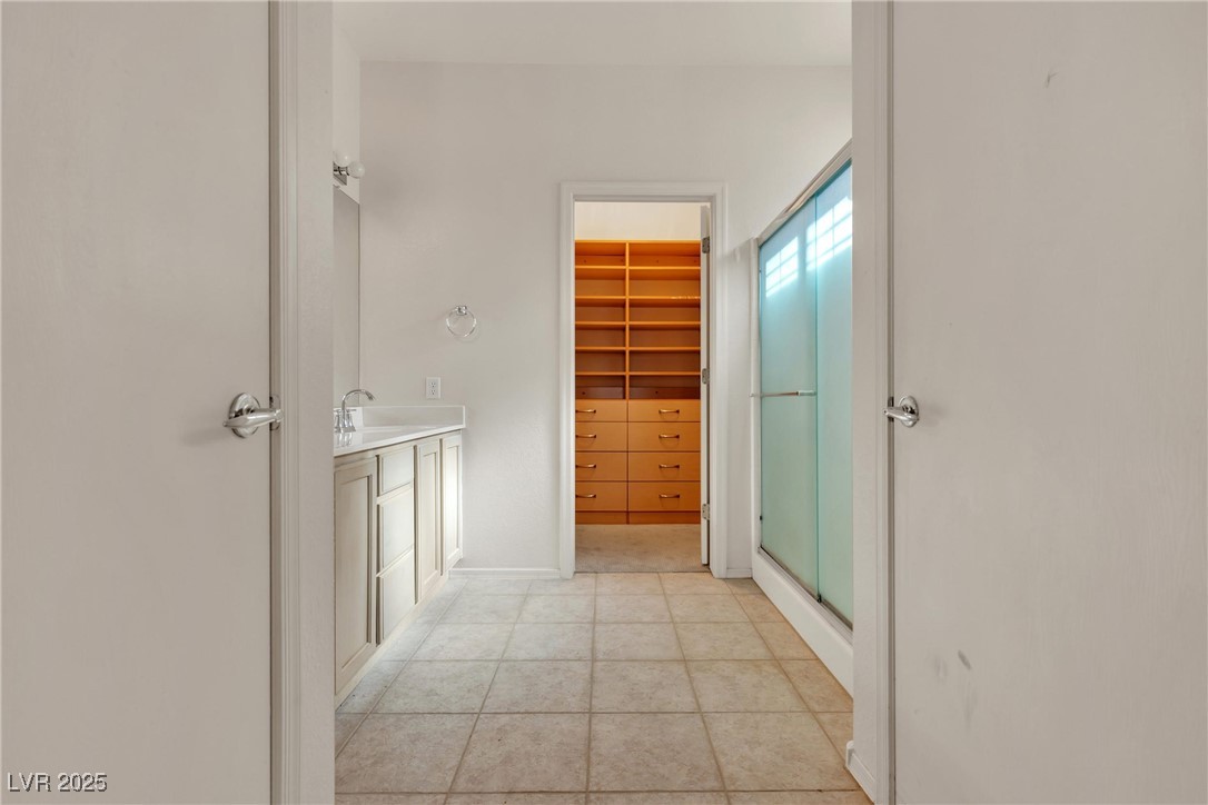2101 Desert Woods Drive Property Photo 15