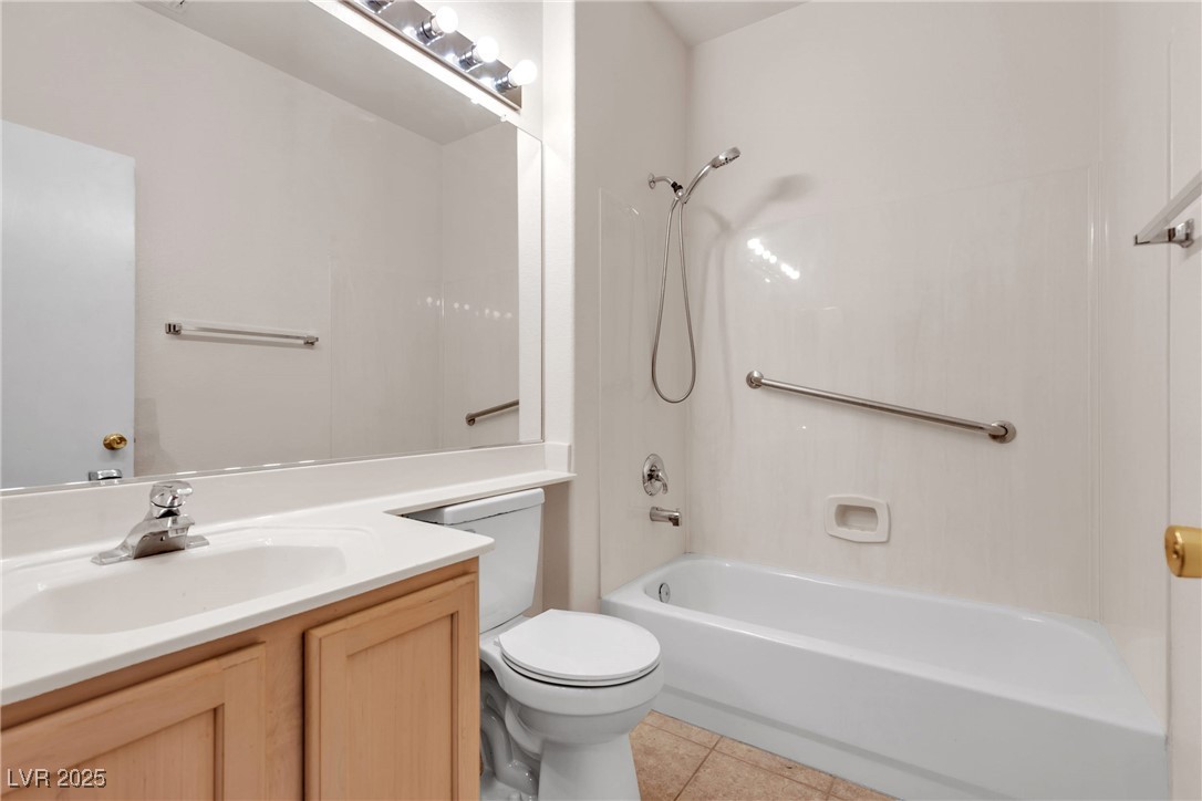 2101 Desert Woods Drive Property Photo 23