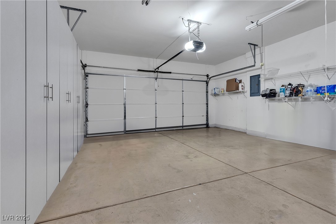 2101 Desert Woods Drive Property Photo 25