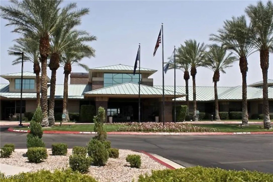 2101 Desert Woods Drive Property Photo 34