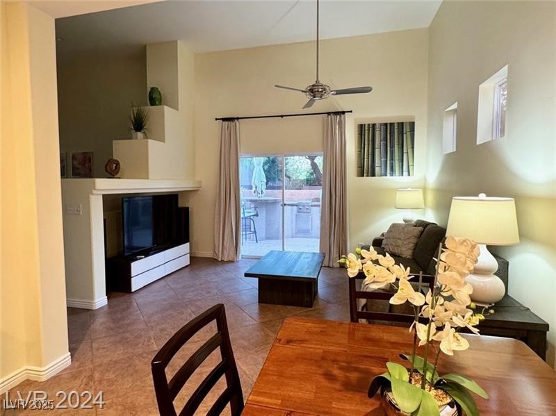 628 Chase Tree Street Property Photo 3