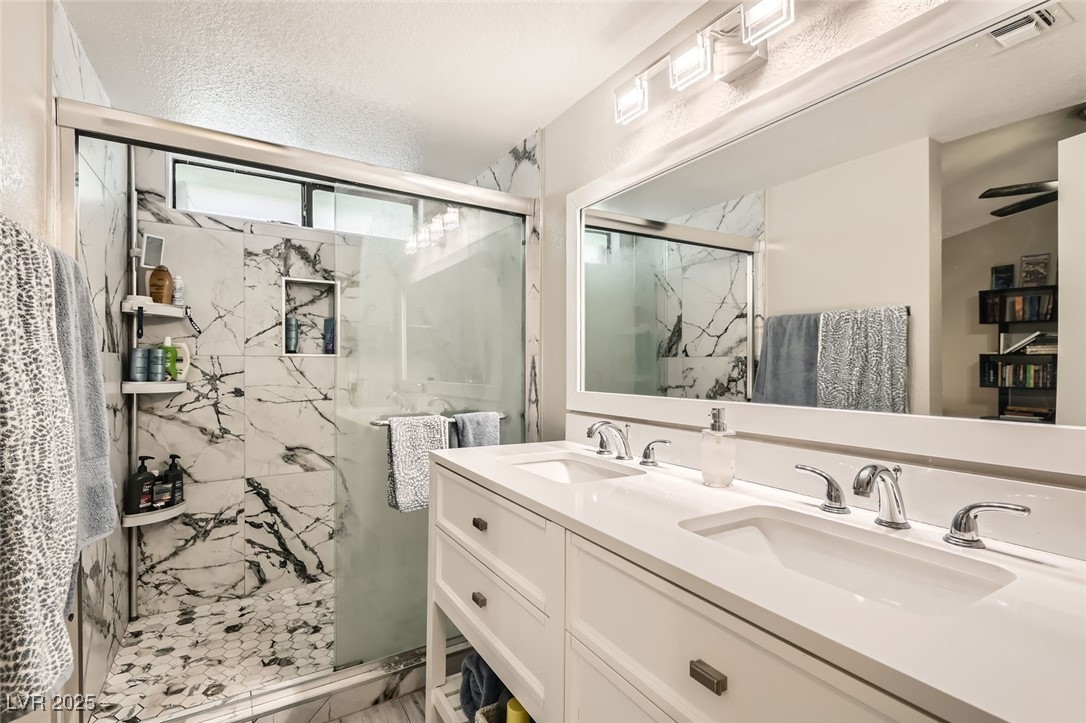 7277 Abbeyville Drive Property Photo 13