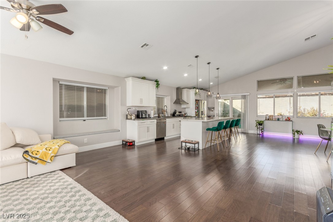 1308 Royal Creek Court Property Photo 2