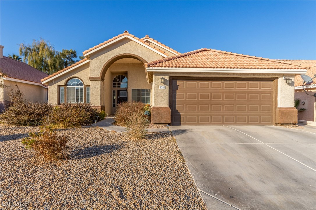 1308 Royal Creek Court Property Photo 3