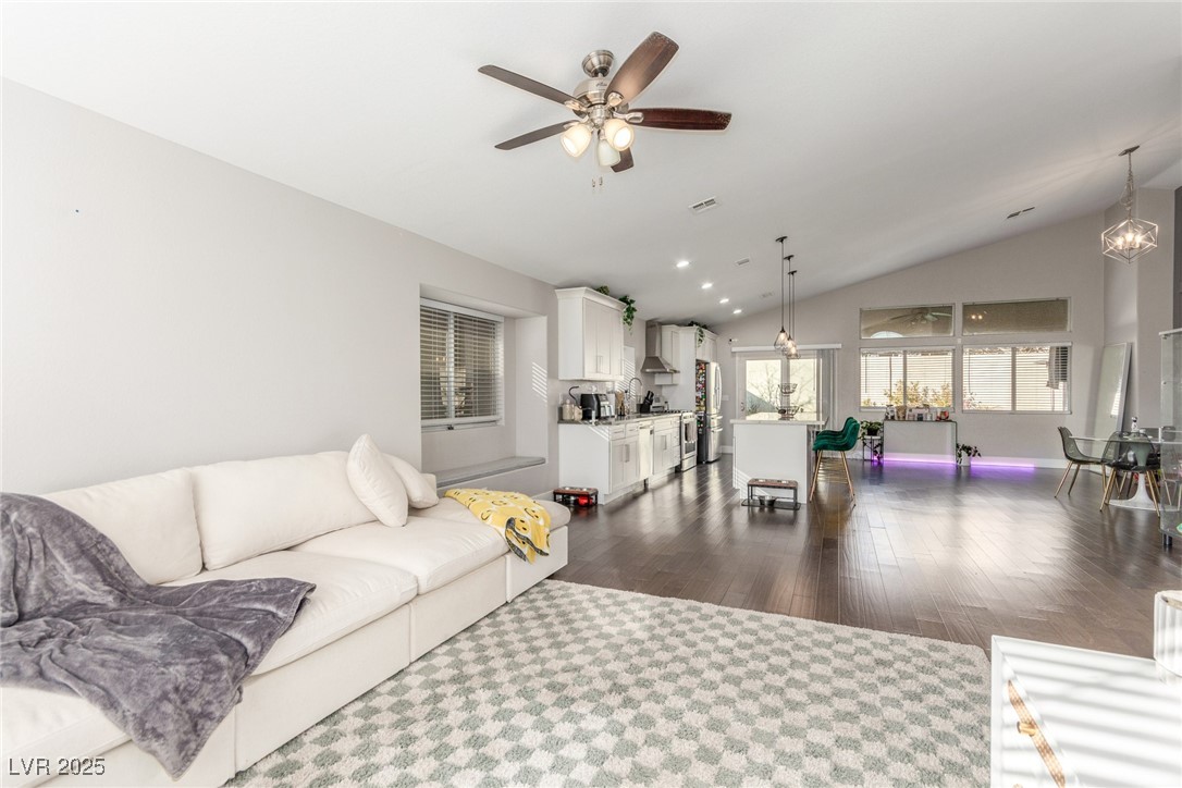 1308 Royal Creek Court Property Photo 8