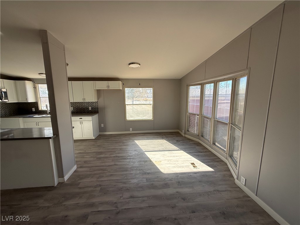 1381 Greta Boulevard Property Photo 4