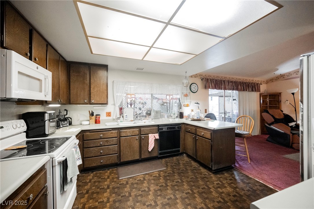 6513 Hyde Avenue Property Photo 12