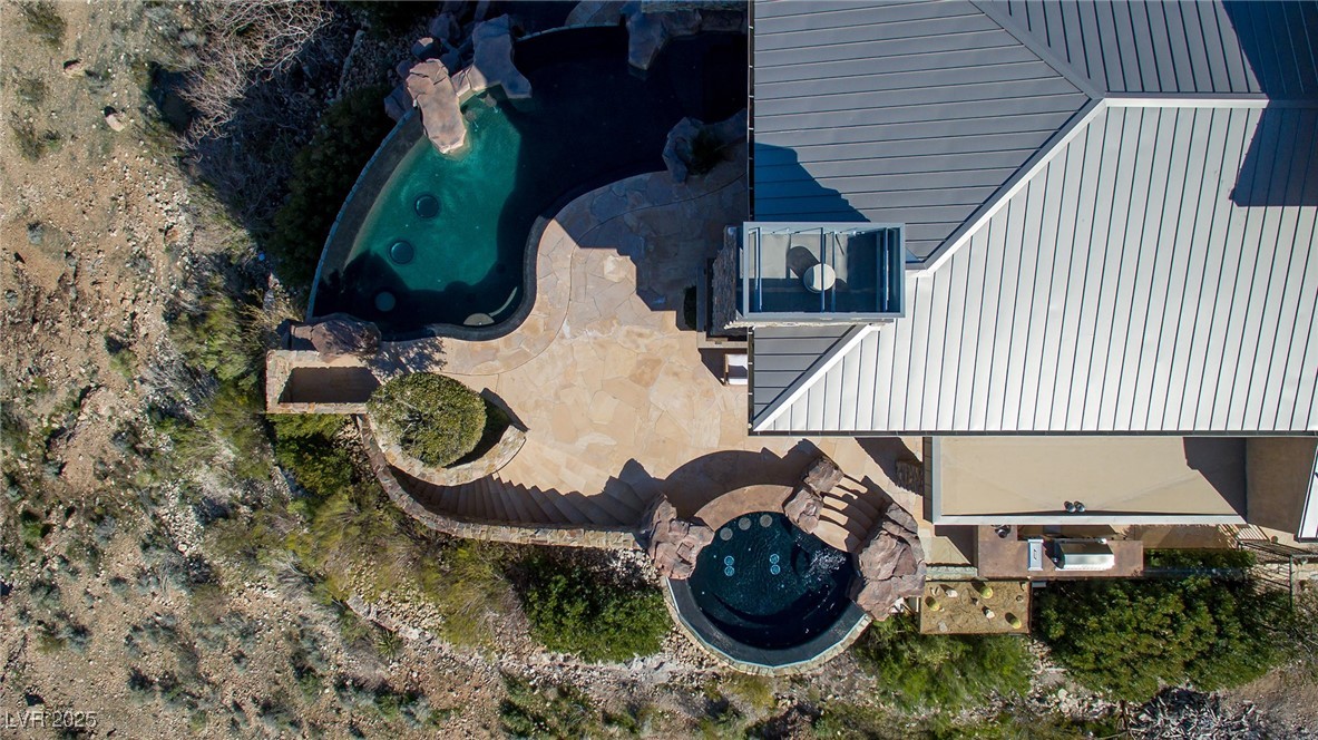 5 Promontory Pointe Lane Property Photo 6