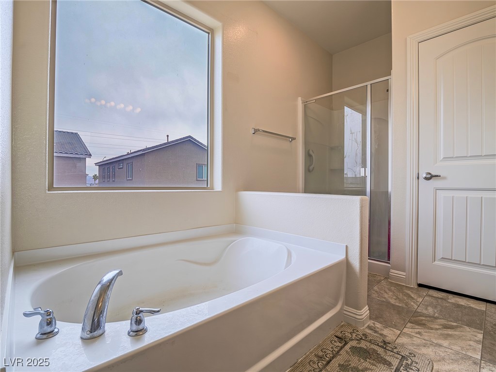 372 Monique Springs Street Property Photo 17