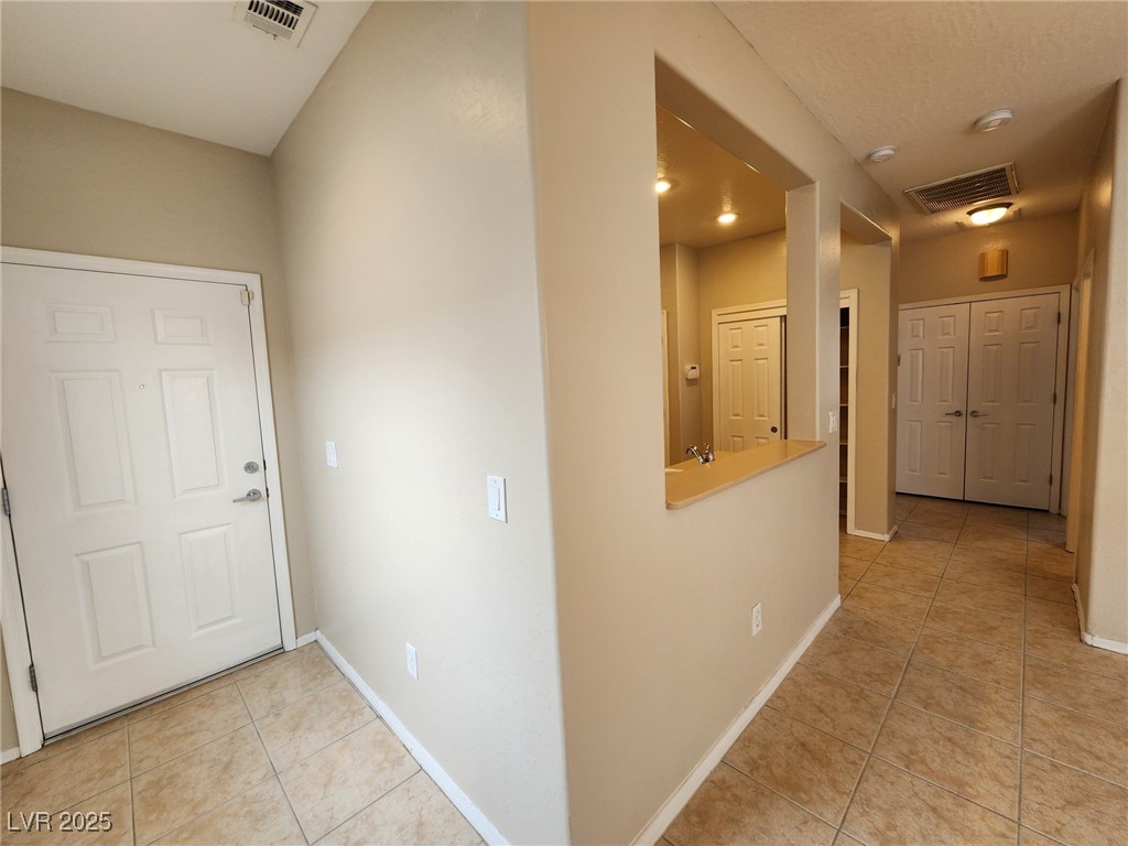 2510 Evening Twilight Avenue Property Photo 4