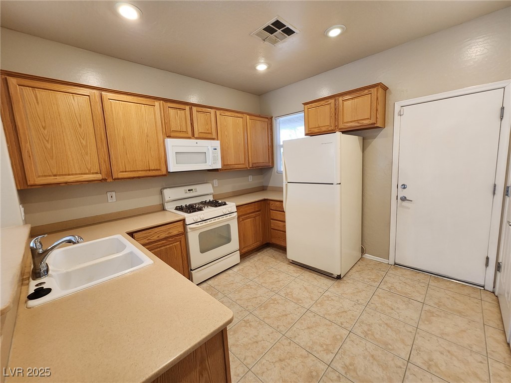 2510 Evening Twilight Avenue Property Photo 9