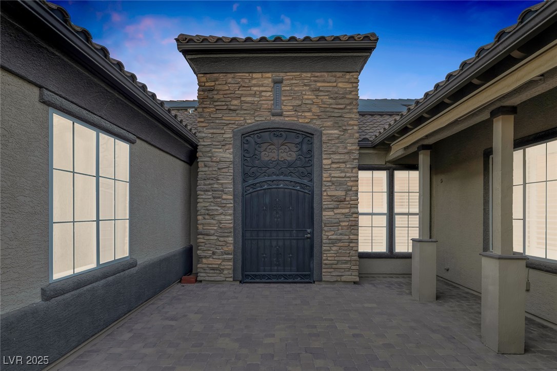 6336 San Gagano Avenue Property Photo 4
