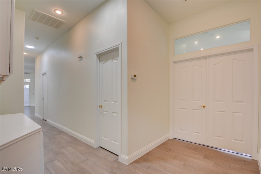 1140 Woodcastle Street Property Photo 20