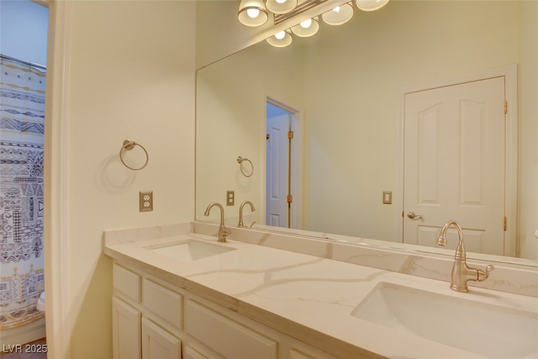 1140 Woodcastle Street Property Photo 23