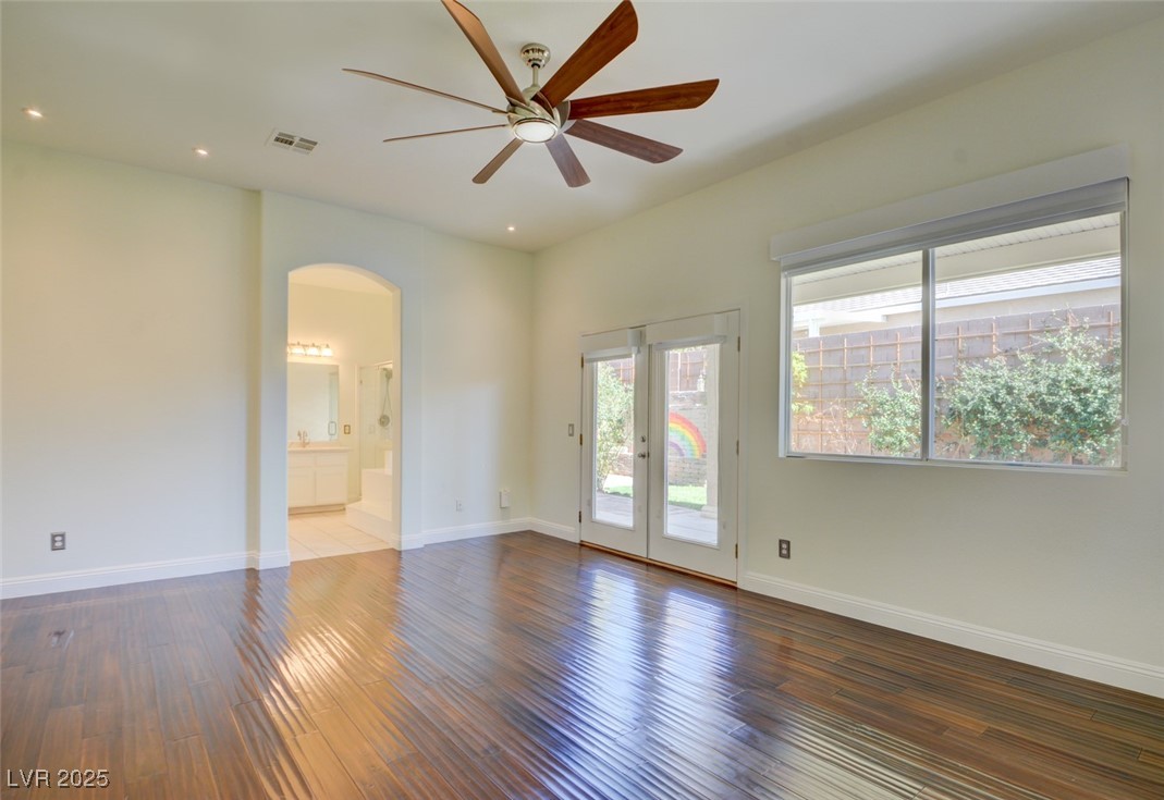 1140 Woodcastle Street Property Photo 31