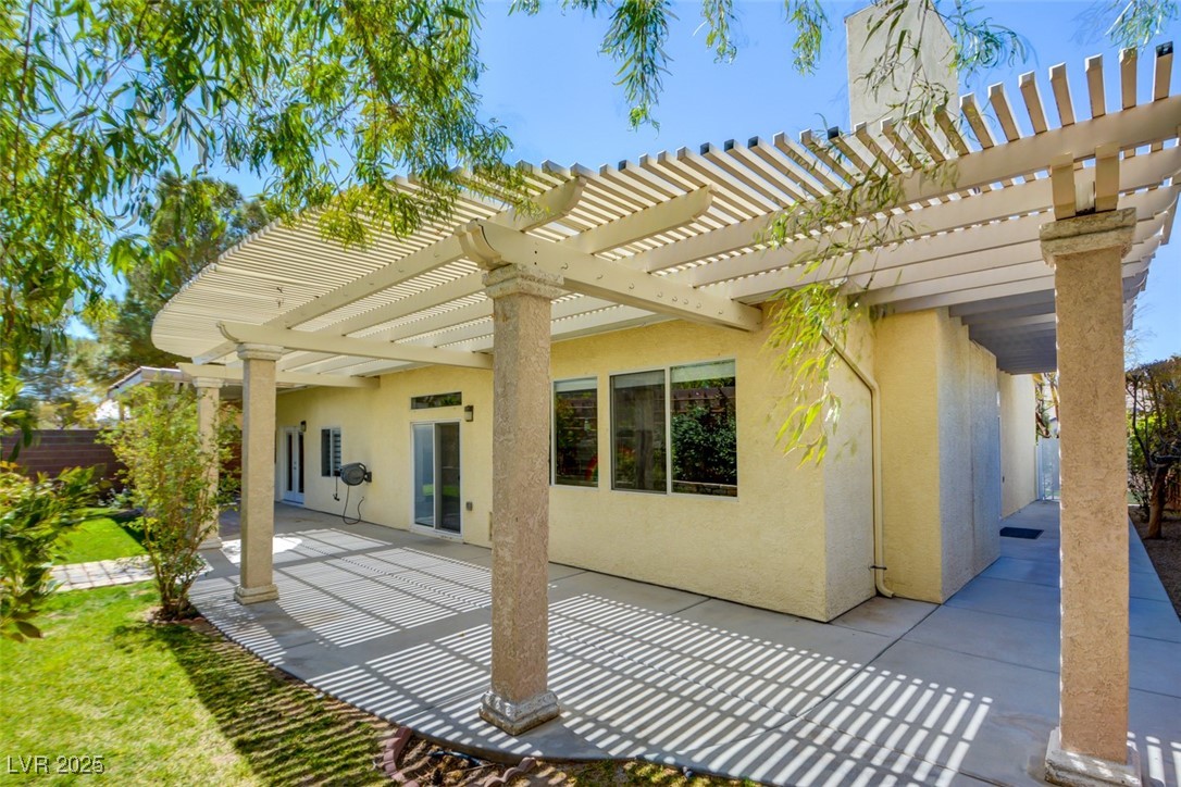1140 Woodcastle Street Property Photo 42