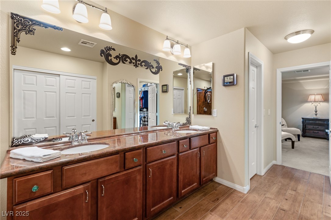 6595 Creekside Cellars Court Property Photo 21