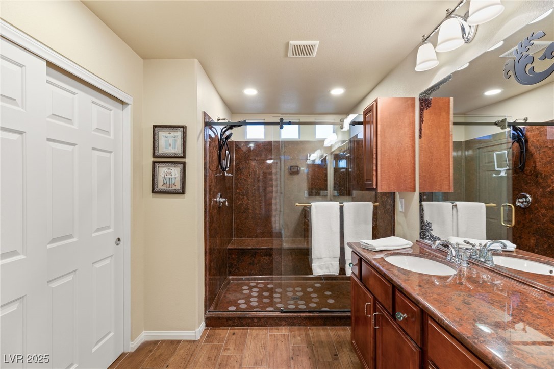 6595 Creekside Cellars Court Property Photo 22