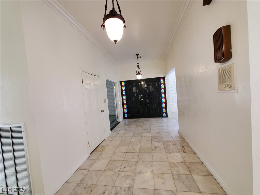 2840 Augusta Drive Property Photo 5