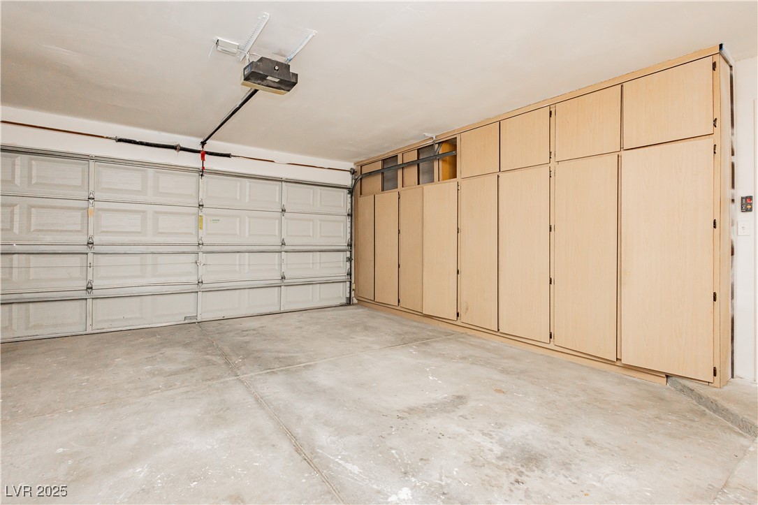 9741 Horizon Hills Drive Property Photo 38