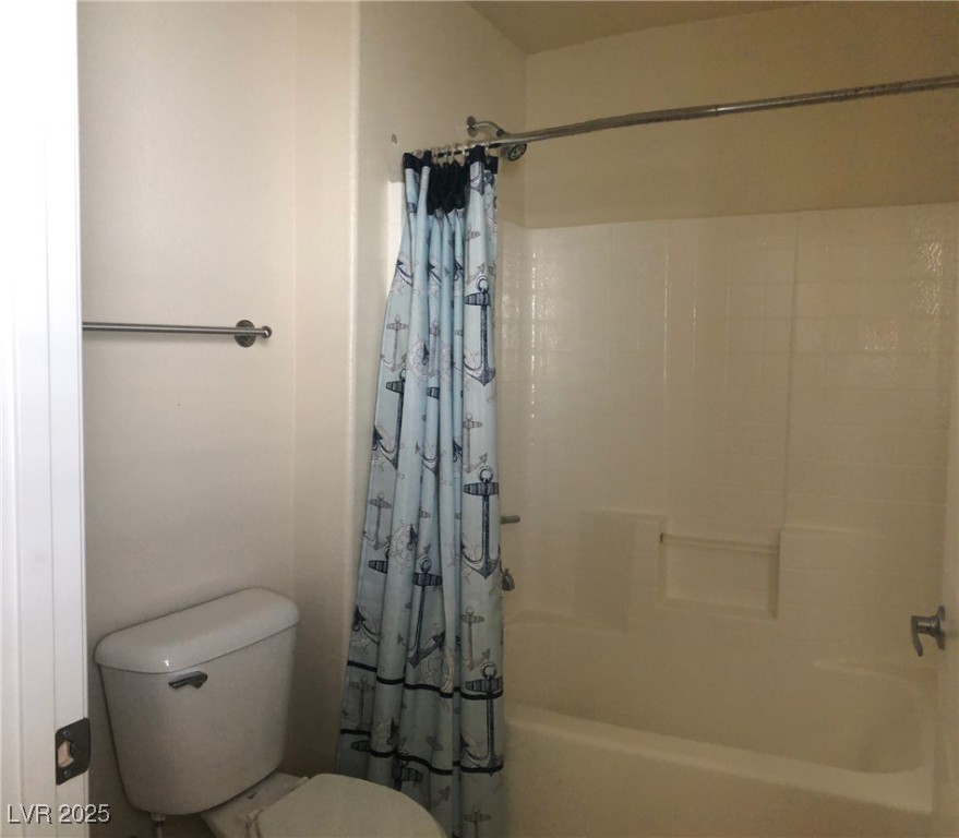 5428 Blue Oat Avenue Property Photo 6