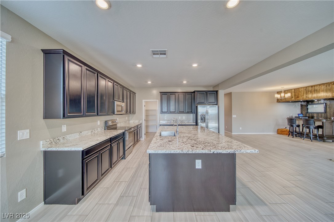 4641 Sommerset Court Property Photo 12