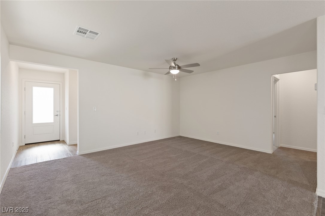 2728 Pavehawk Way Property Photo 8