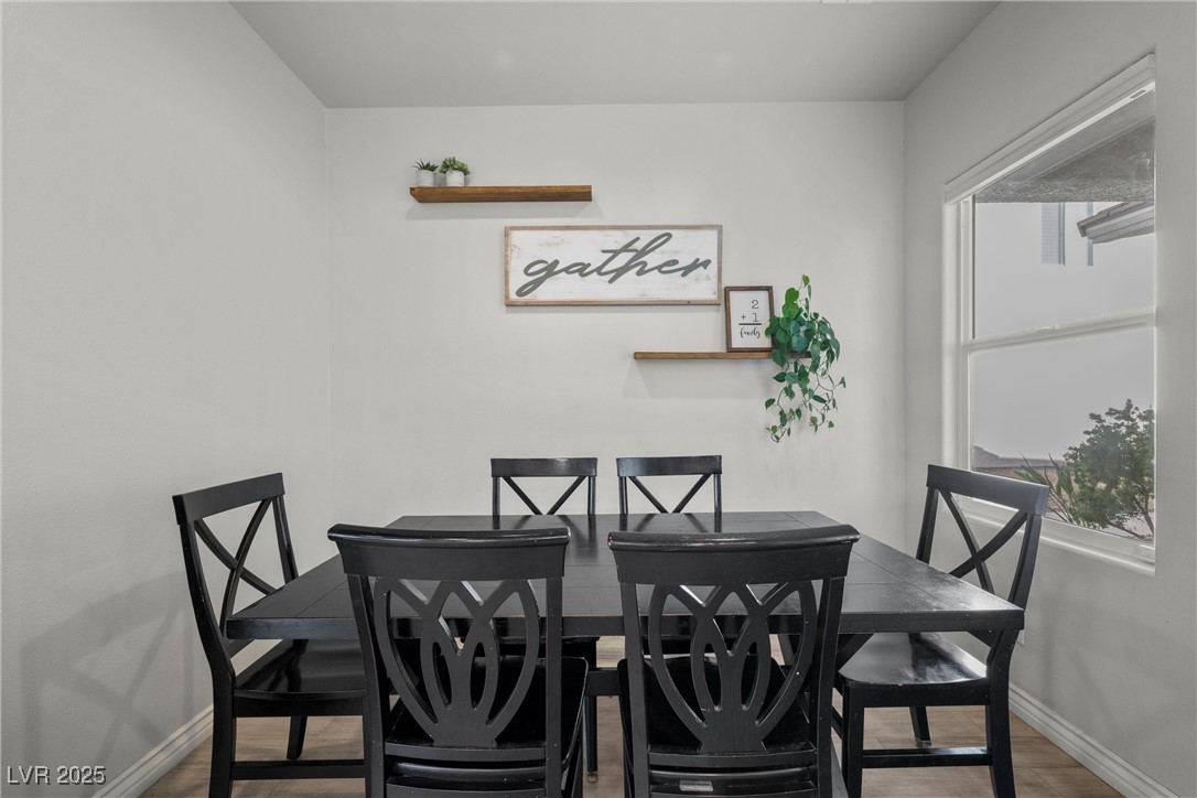 2465 Sturrock Drive Property Photo 10