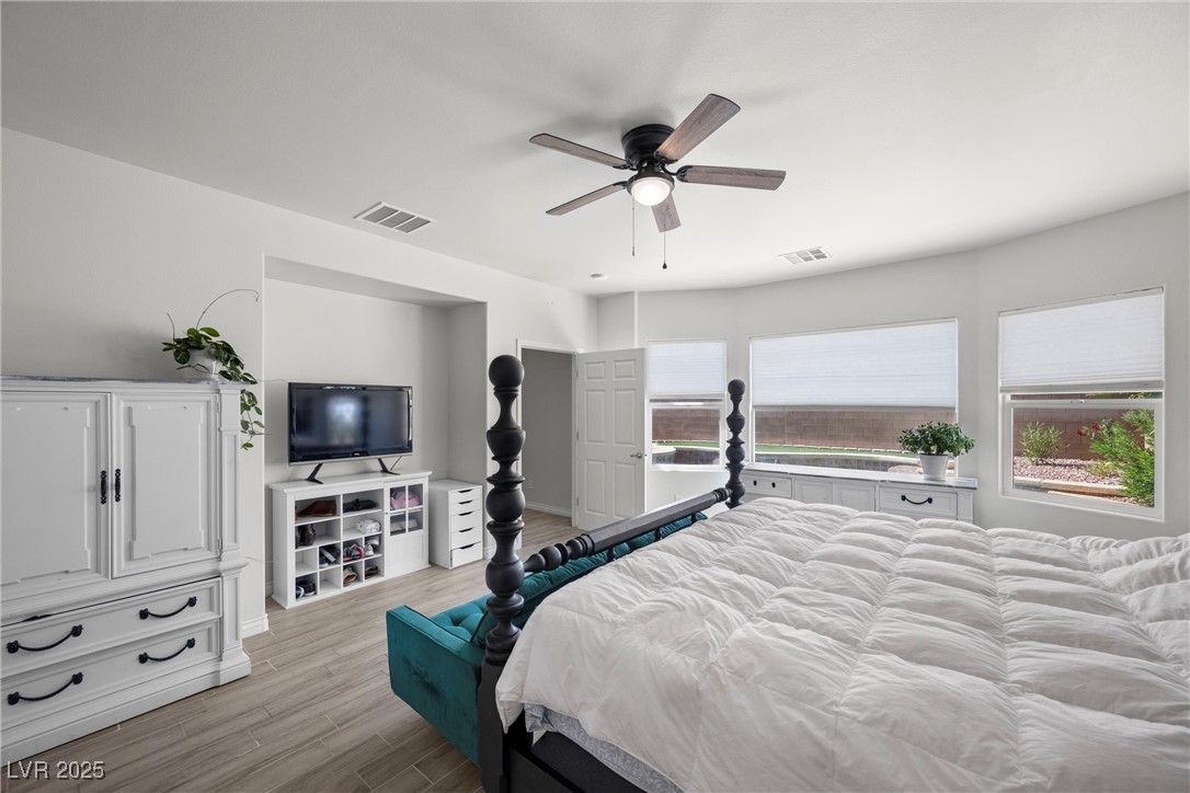 2465 Sturrock Drive Property Photo 14