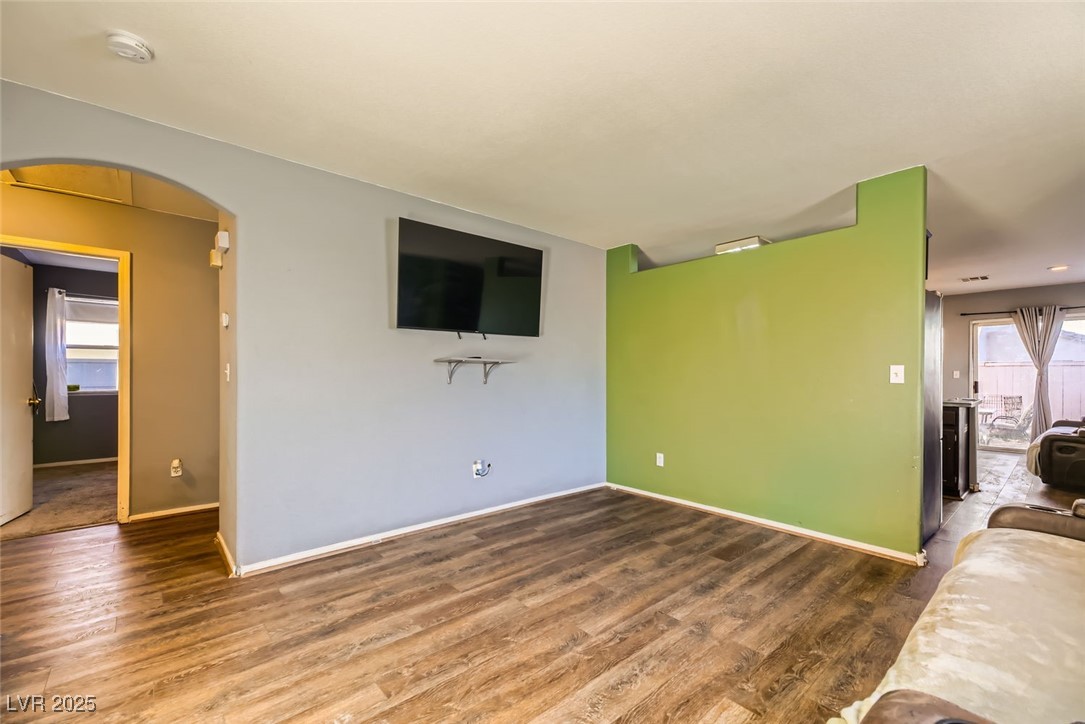 2210 Cool River Court Property Photo 8