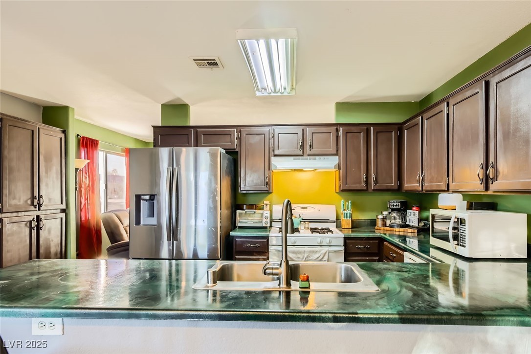 2210 Cool River Court Property Photo 17