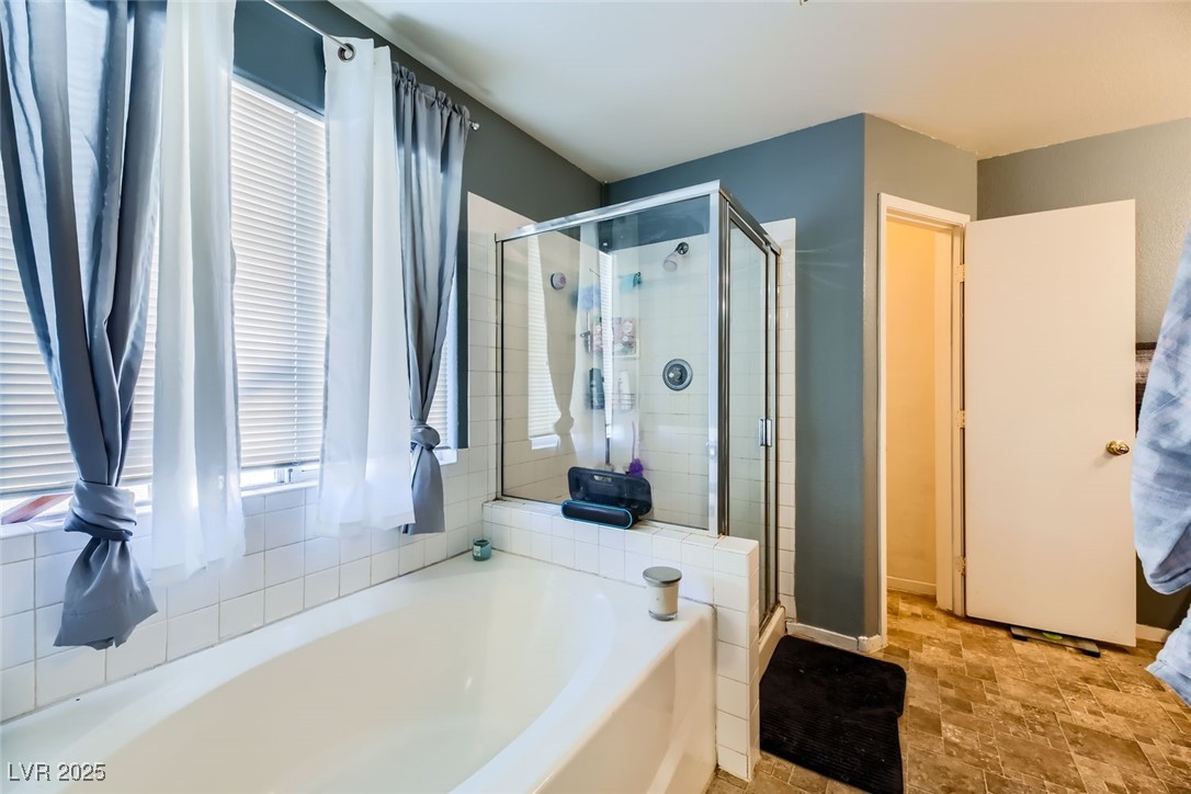 2210 Cool River Court Property Photo 28