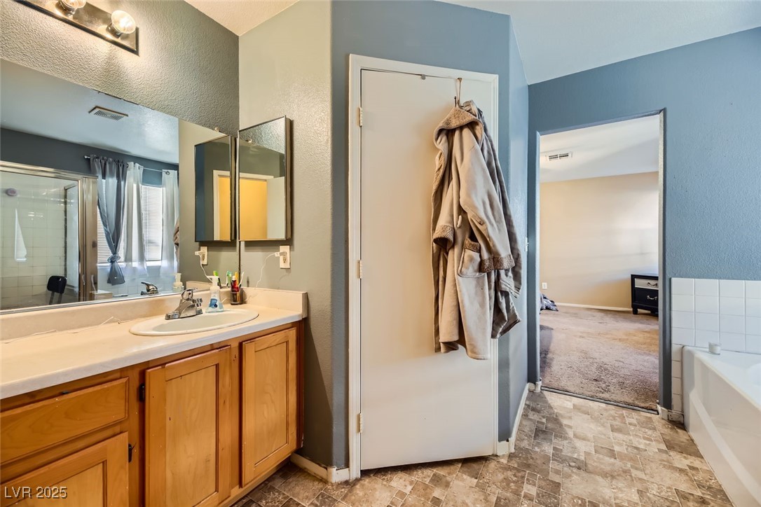 2210 Cool River Court Property Photo 30