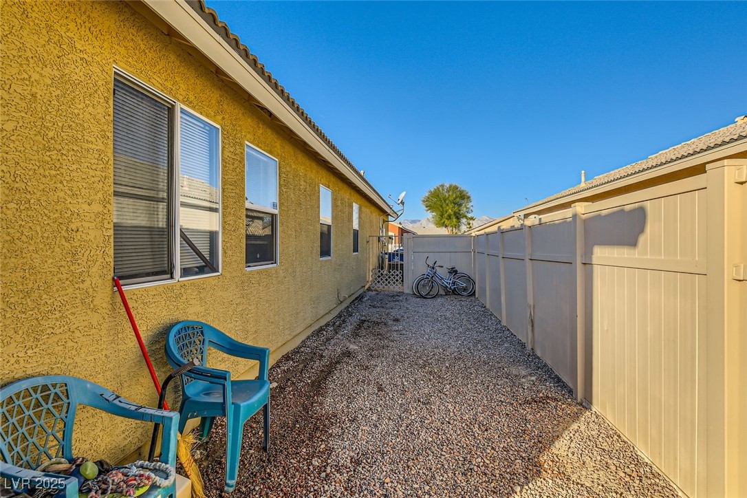 2210 Cool River Court Property Photo 52