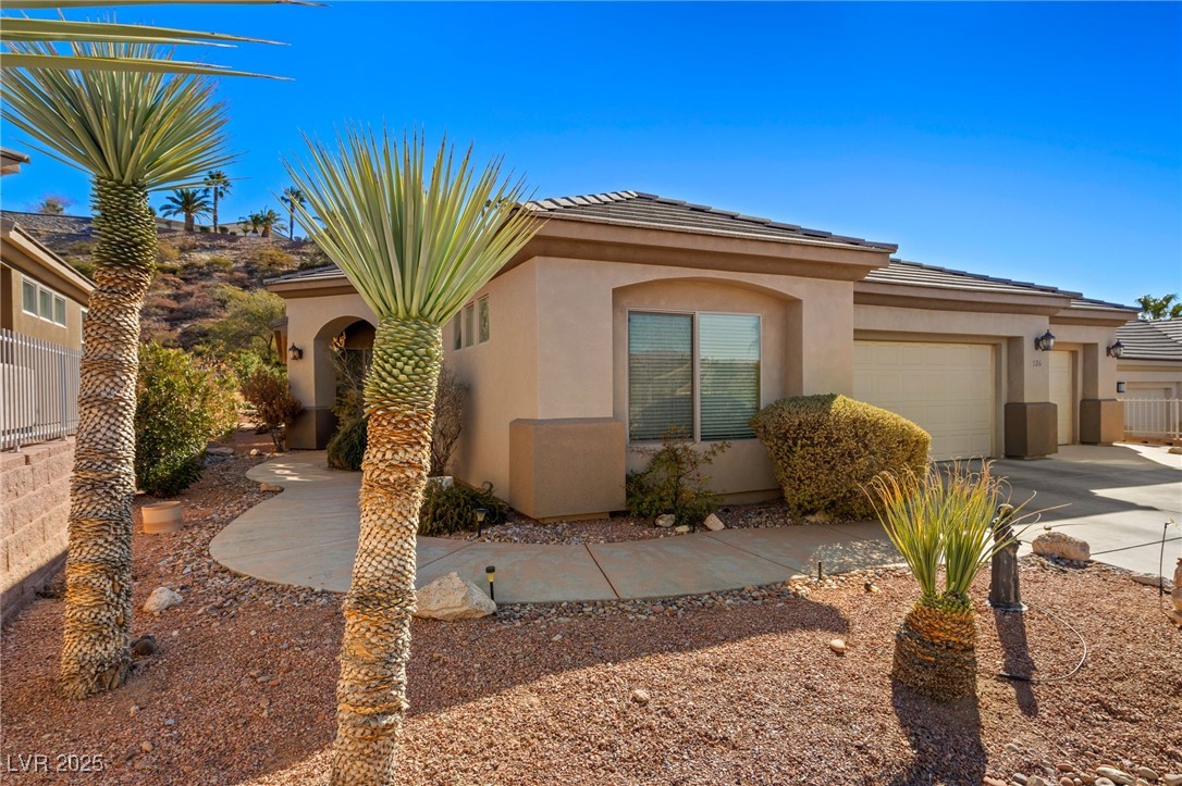 526 Highland View Court Property Photo 1