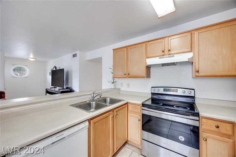 2983 Juniper Hills Boulevard 102 Property Photo 15