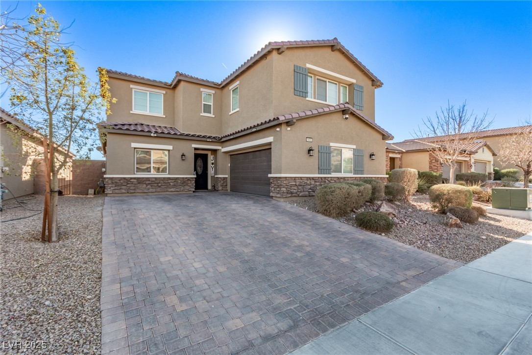 1413 Fantastic Court Property Photo 2