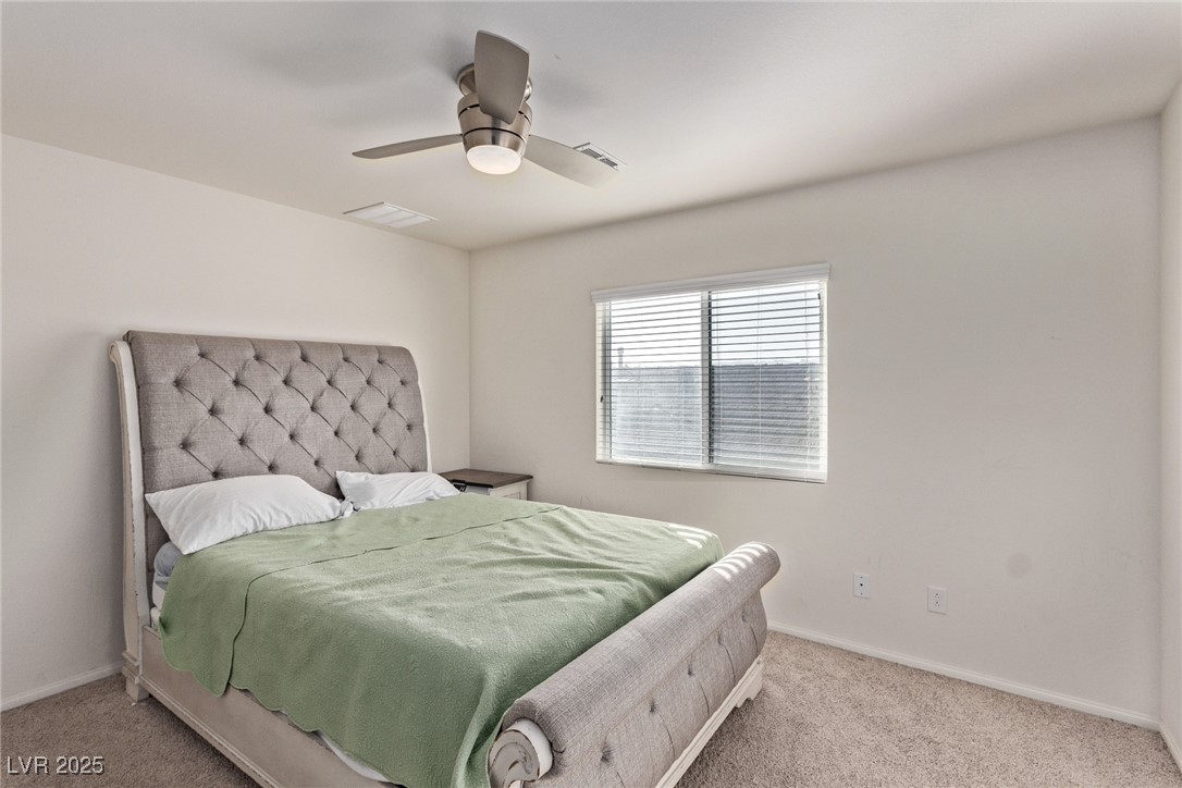 1413 Fantastic Court Property Photo 27