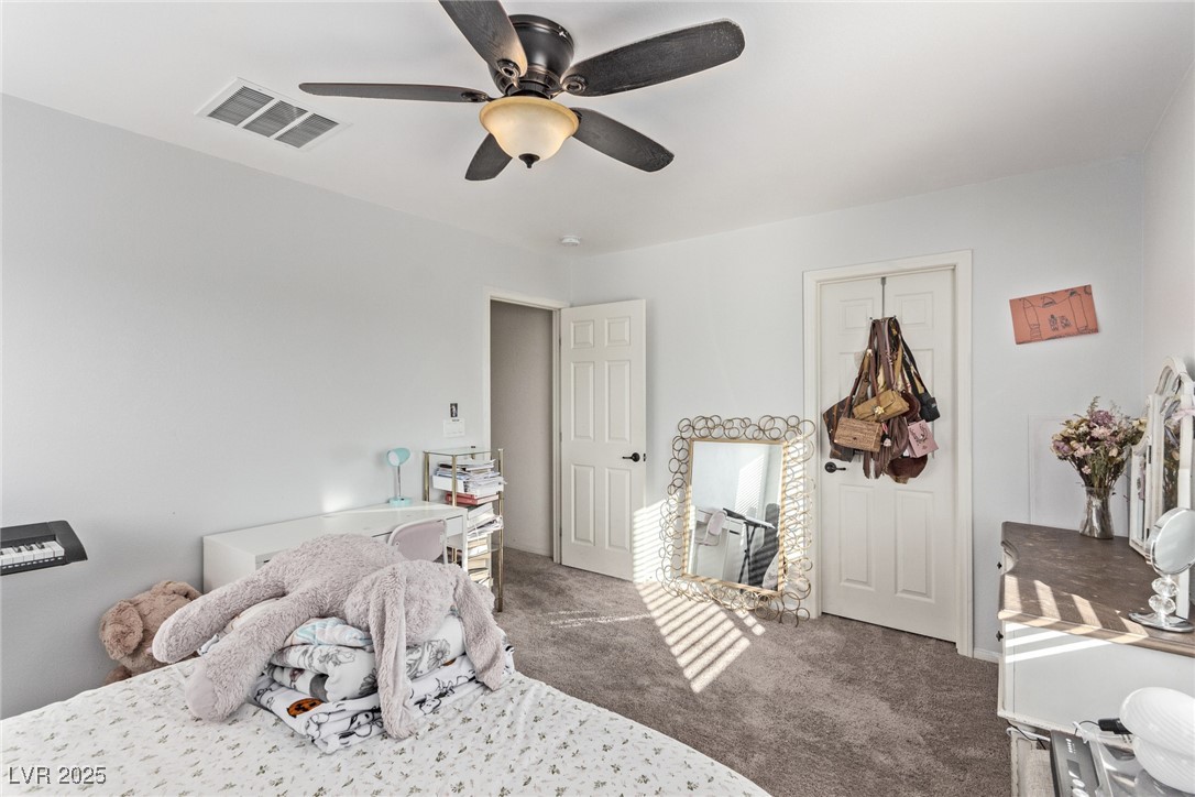 1413 Fantastic Court Property Photo 32